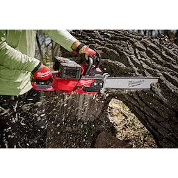 M18 FUEL™ 20" Dual Battery Chainsaw