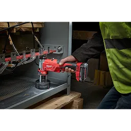 FORCELOGIC™
M18™ 6 Ton Knockout Tool
1/2" – 2" Kit