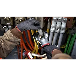 M18™ FORCE LOGIC™ 750 MCM Dieless Crimper