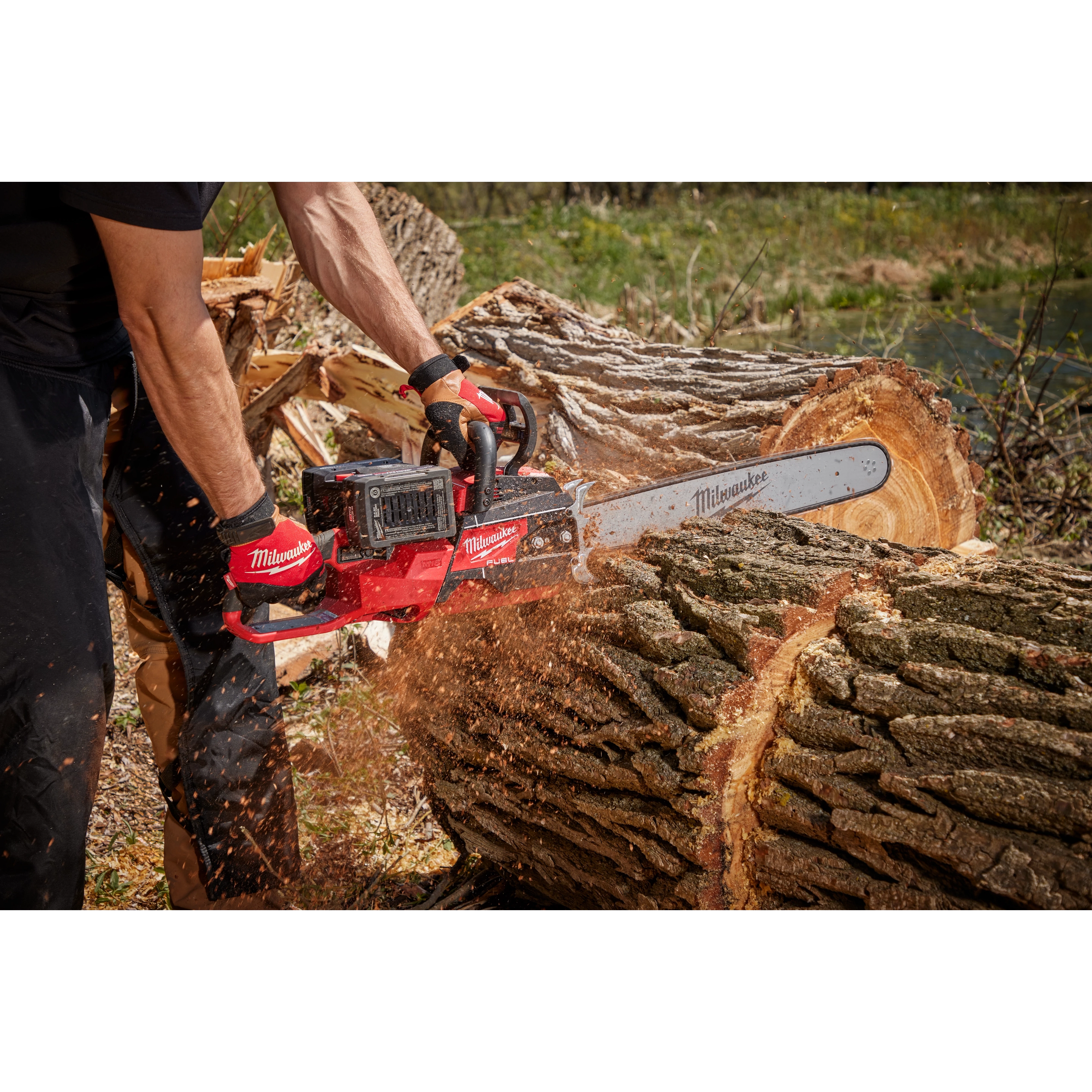 M18 FUEL™ 20" Dual Battery Chainsaw