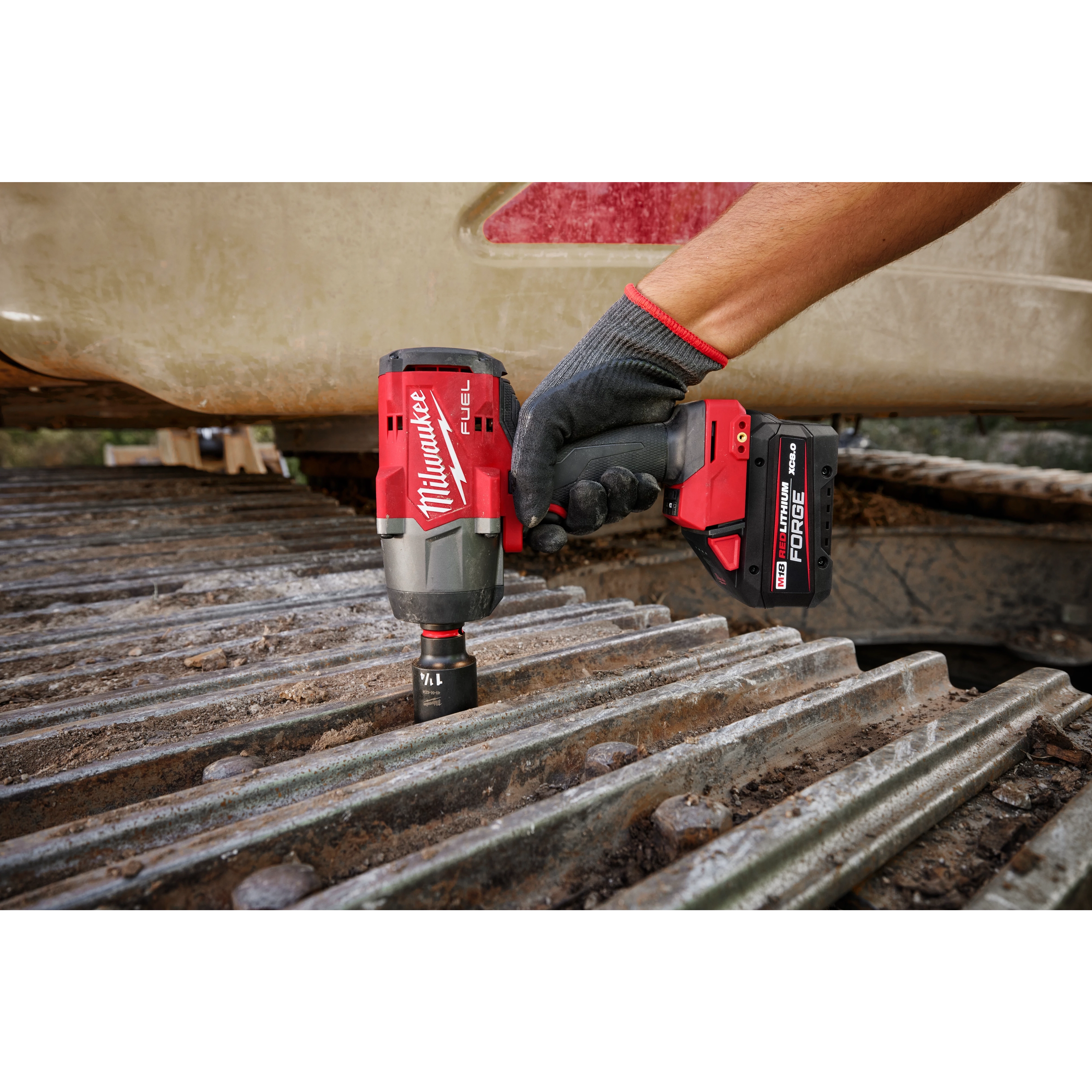 M18 FUEL™ 1/2" High Torque Impact wrench with Friction Ring Kit