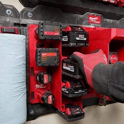 PACKOUT M18 BATTERY RACK Milwaukee Tool