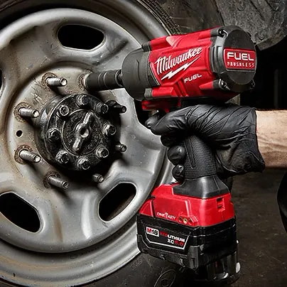 M18 FUEL™ ½” Ext. Anvil Controlled Torque Impact Wrench w/ONE-KEY