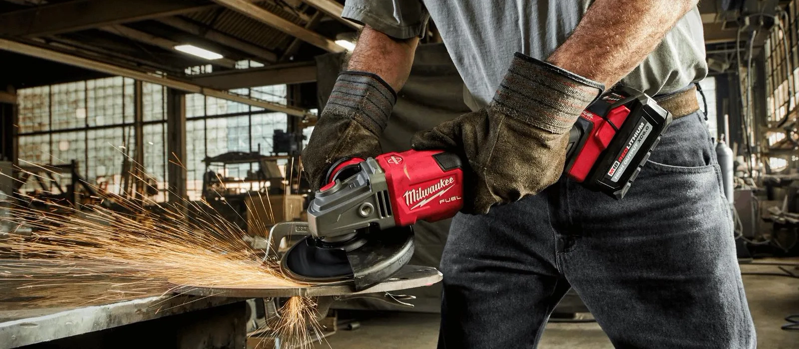 Milwaukee shop tools canada