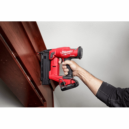 M18 FUEL 18 Gauge Brad Nailer Milwaukee Tool